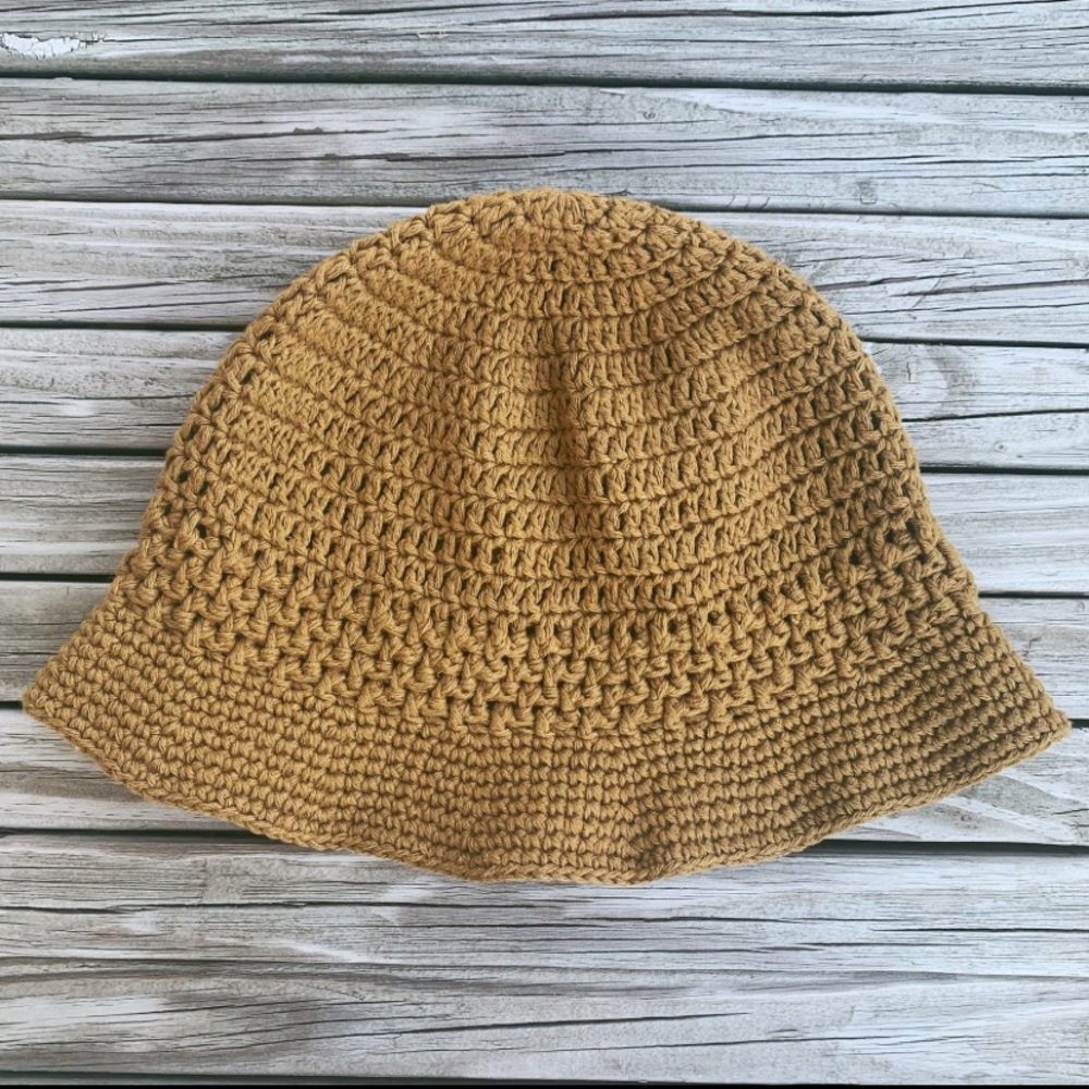 crochet bucket hat - cotton/linen